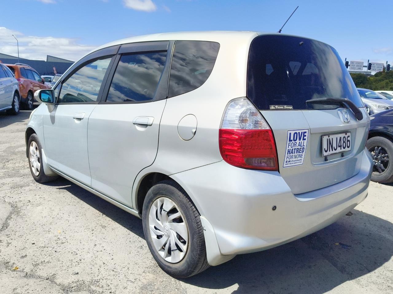 2006 Honda Fit thumbnail