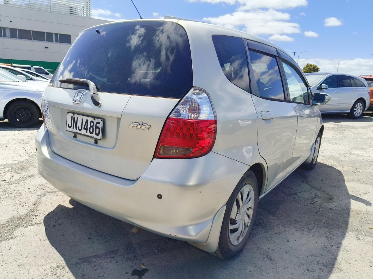 2006 Honda Fit thumbnail