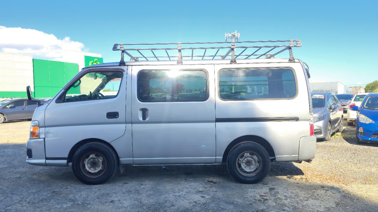 2007 Nissan Caravan thumbnail