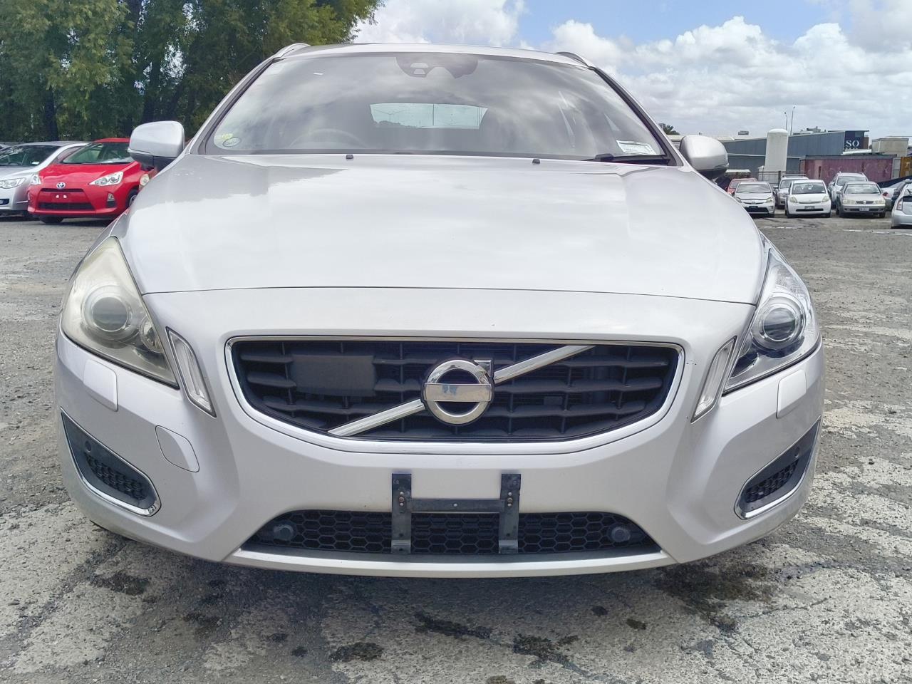 2012 Volvo V60 thumbnail