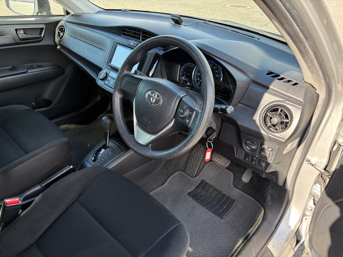 2018 Toyota Corolla thumbnail