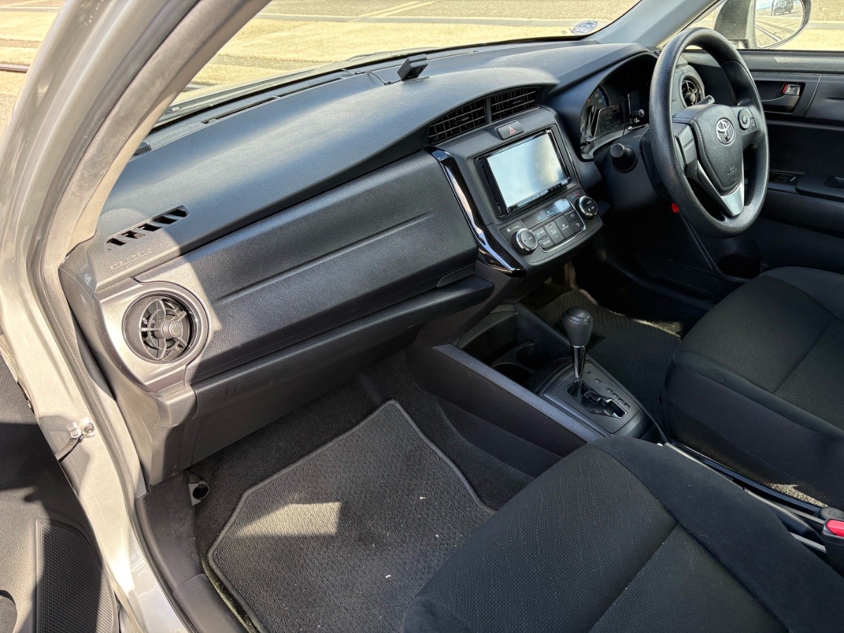 2018 Toyota Corolla thumbnail