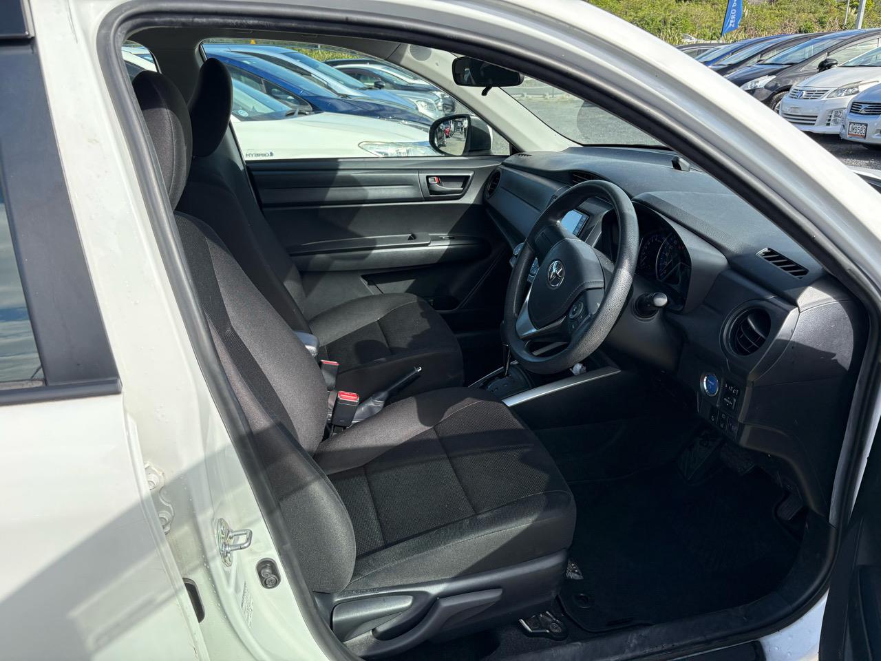 2020 Toyota Corolla thumbnail