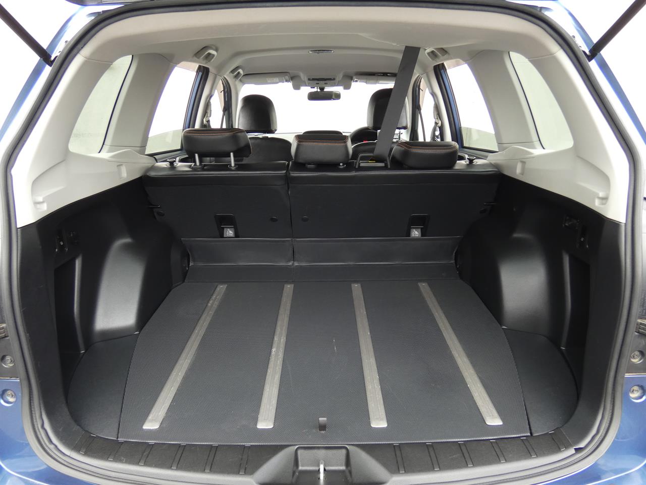 2015 Subaru Forester thumbnail