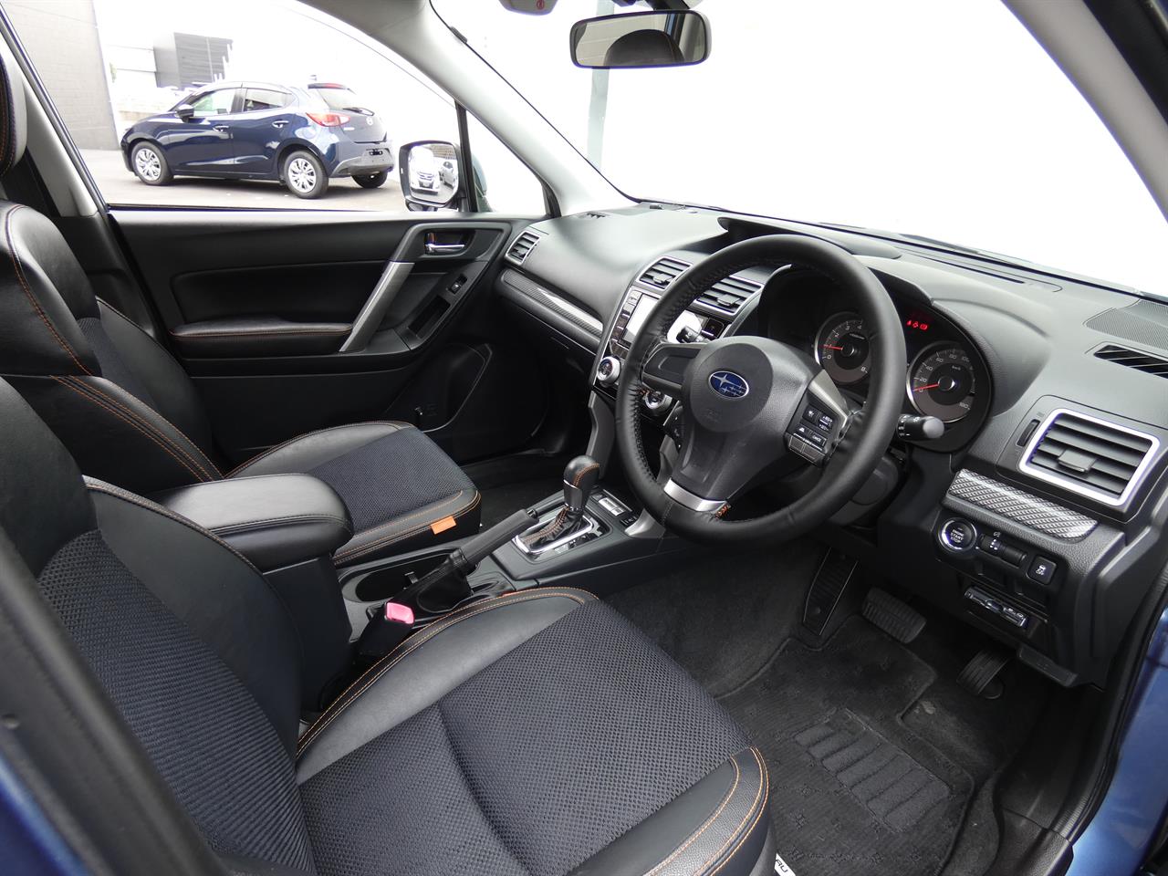 2015 Subaru Forester thumbnail