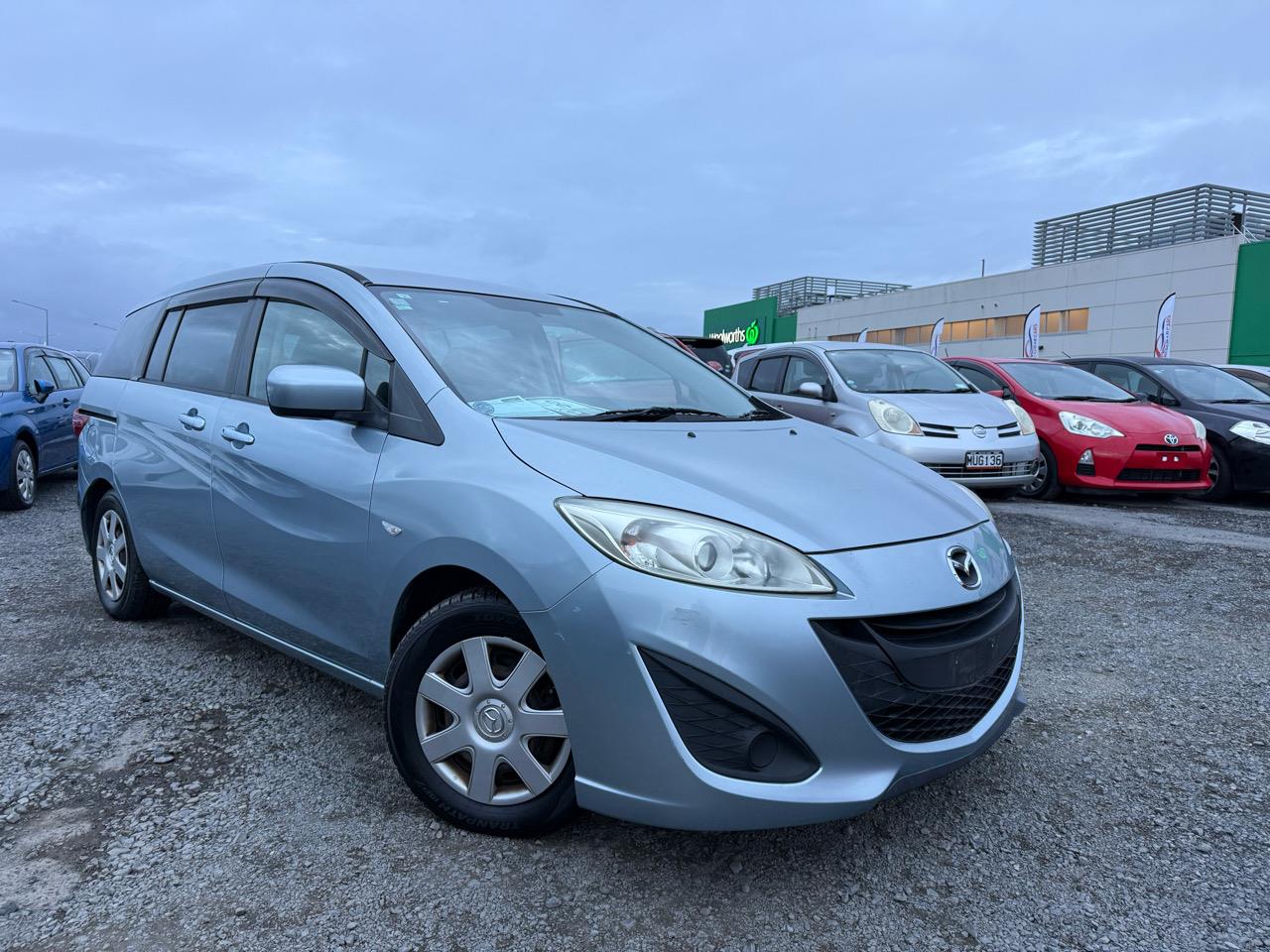 2013 Mazda Premacy thumbnail