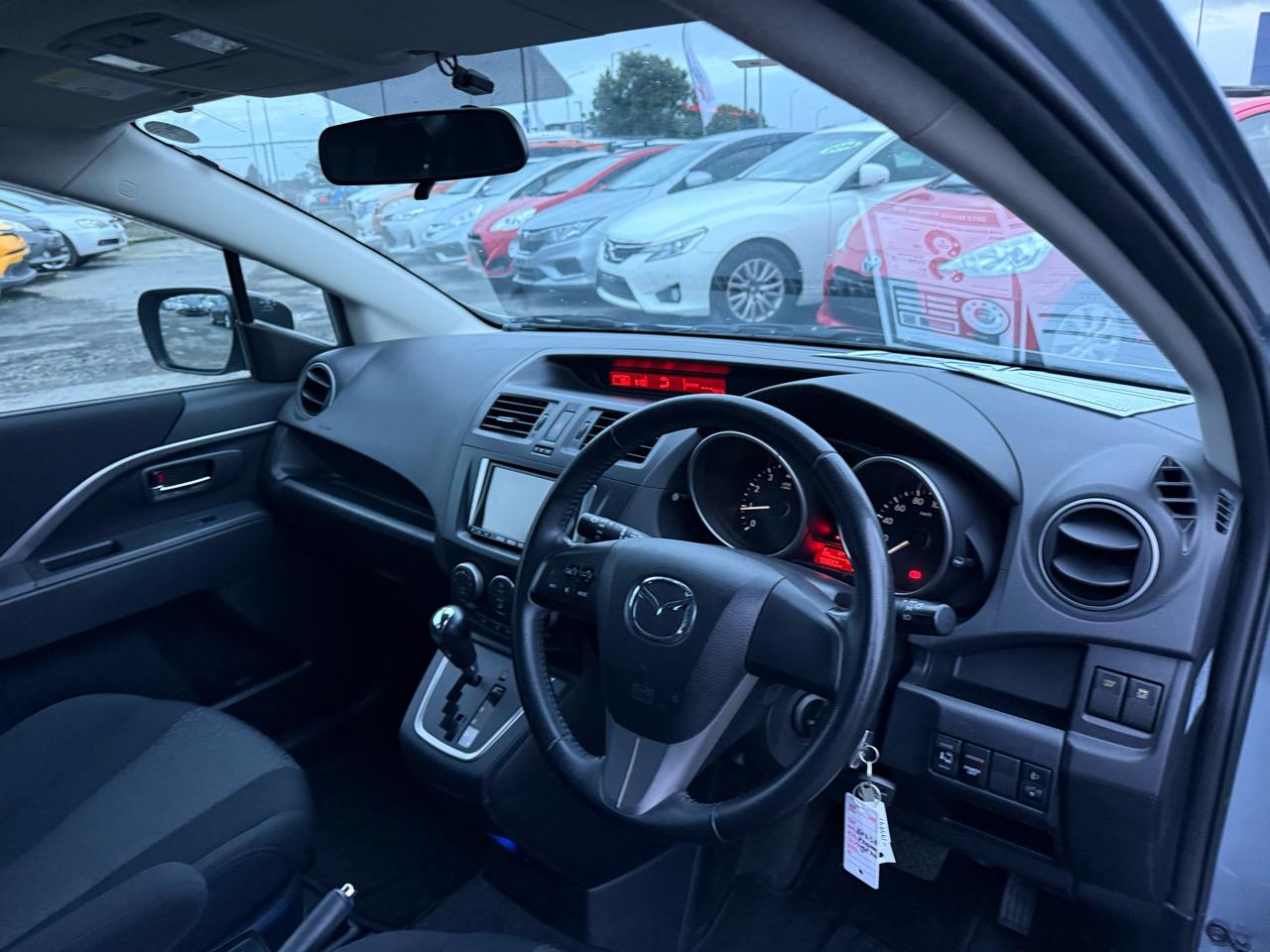 2013 Mazda Premacy thumbnail