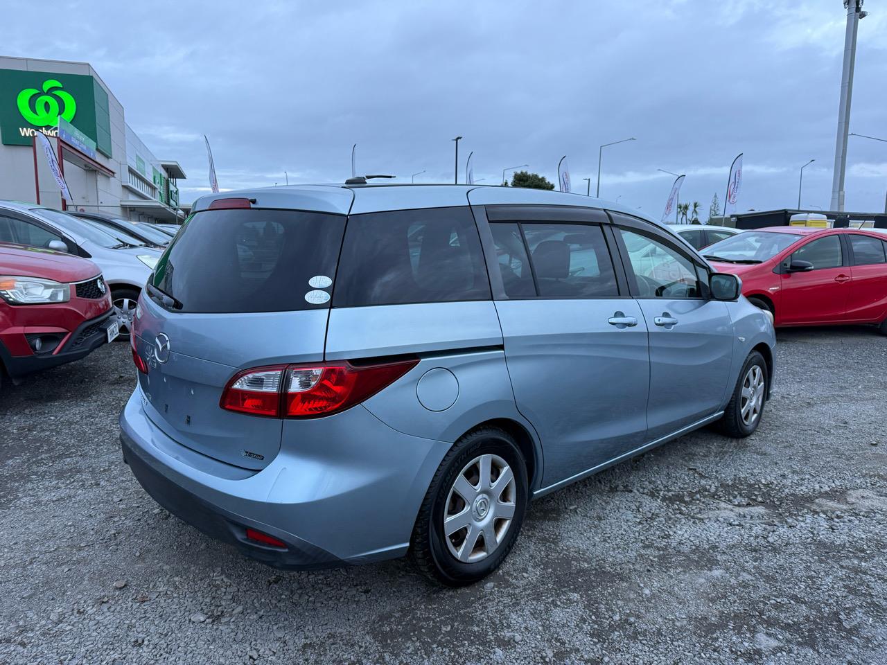 2013 Mazda Premacy thumbnail