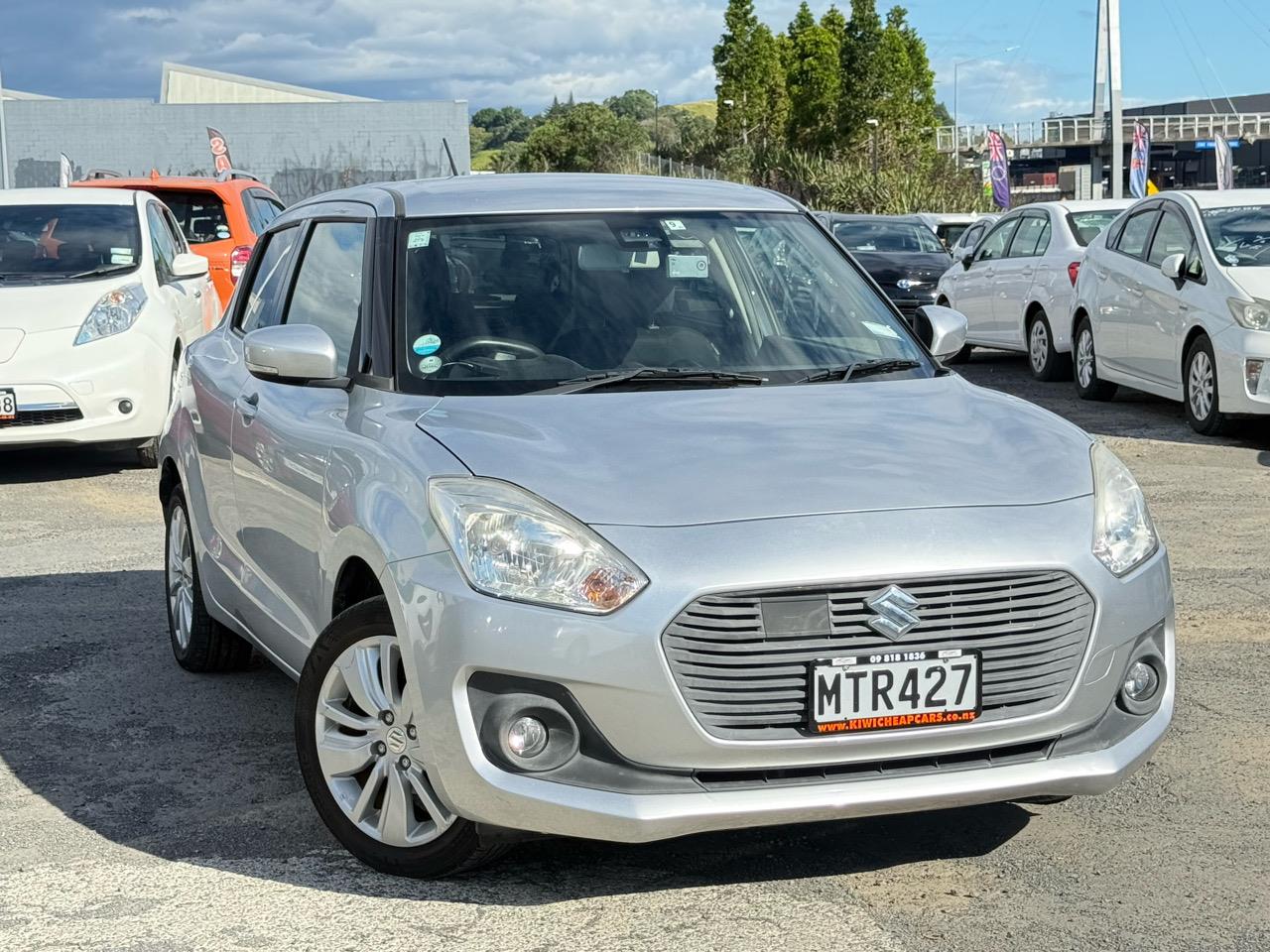 2017 Suzuki Swift thumbnail