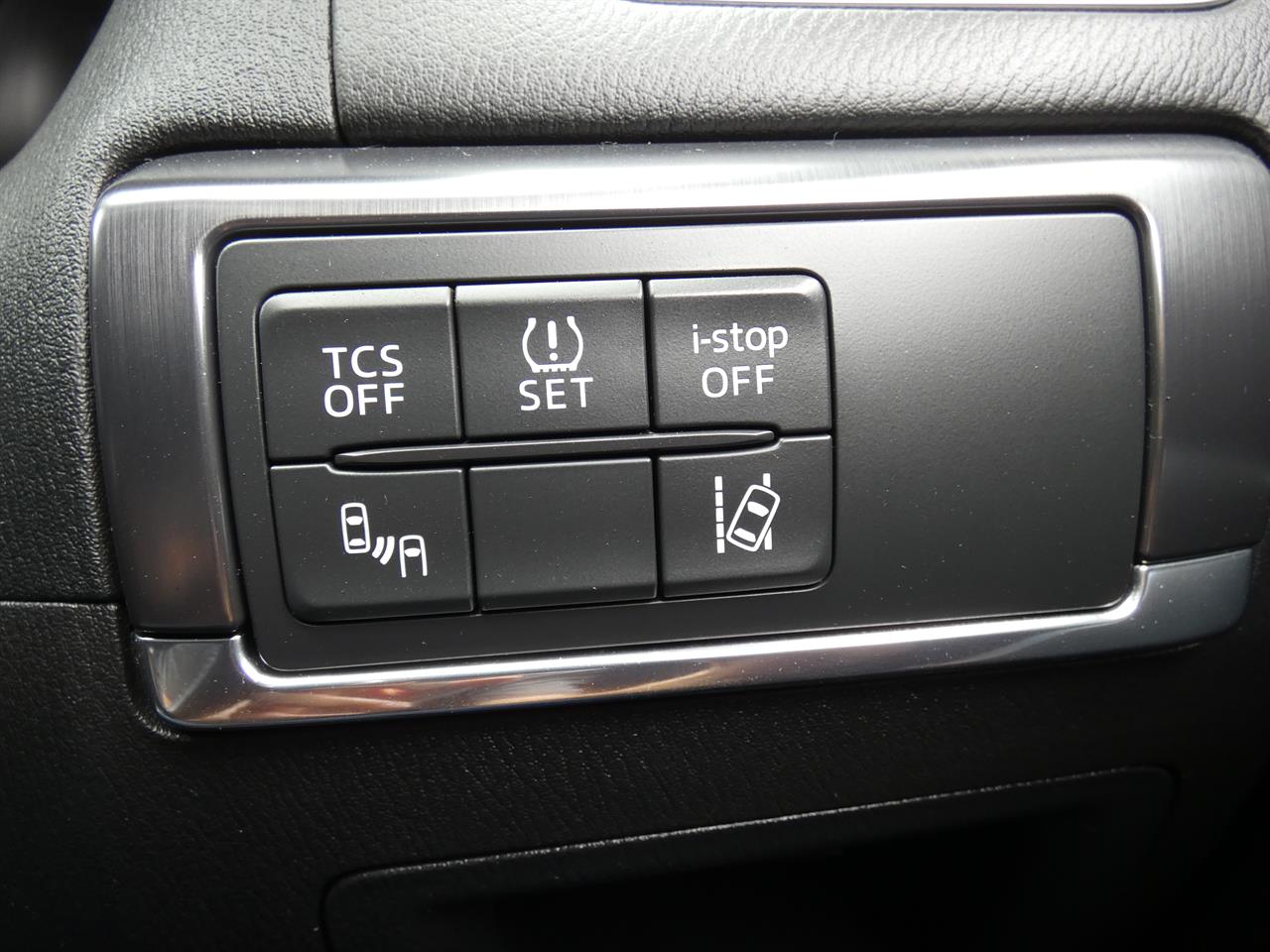2015 Mazda CX-5 thumbnail