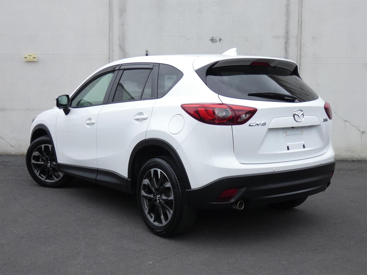 2015 Mazda CX-5 thumbnail