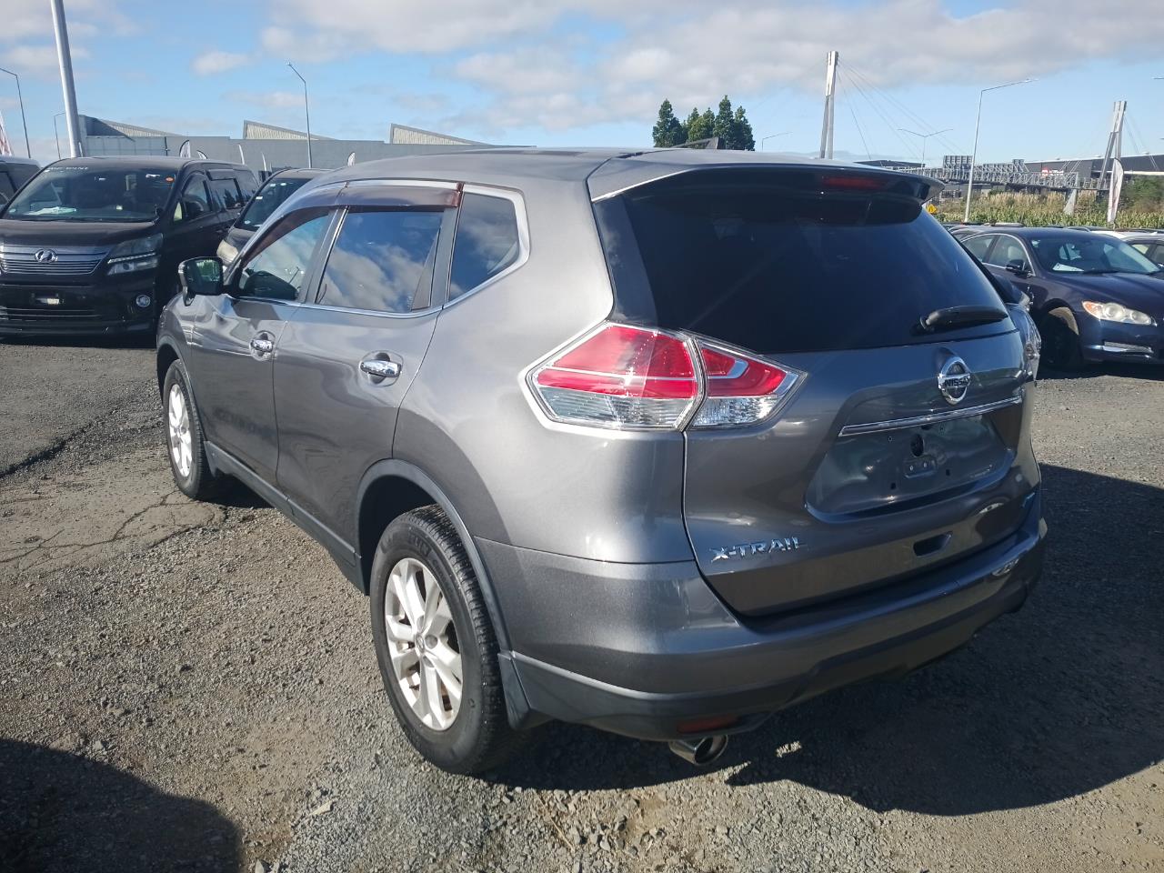 2014 Nissan X-Trail thumbnail