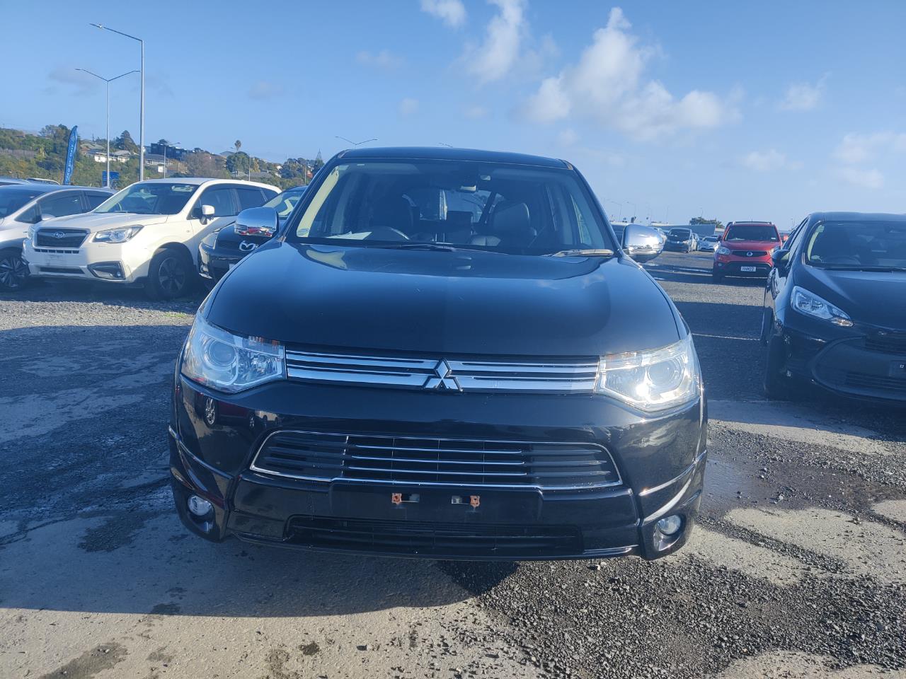 2013 Mitsubishi Outlander thumbnail