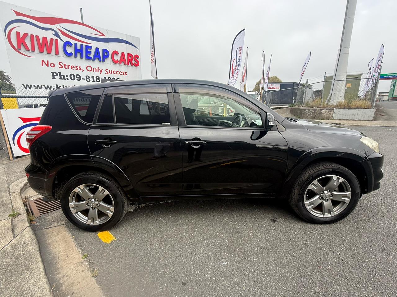 2013 Toyota RAV4 thumbnail