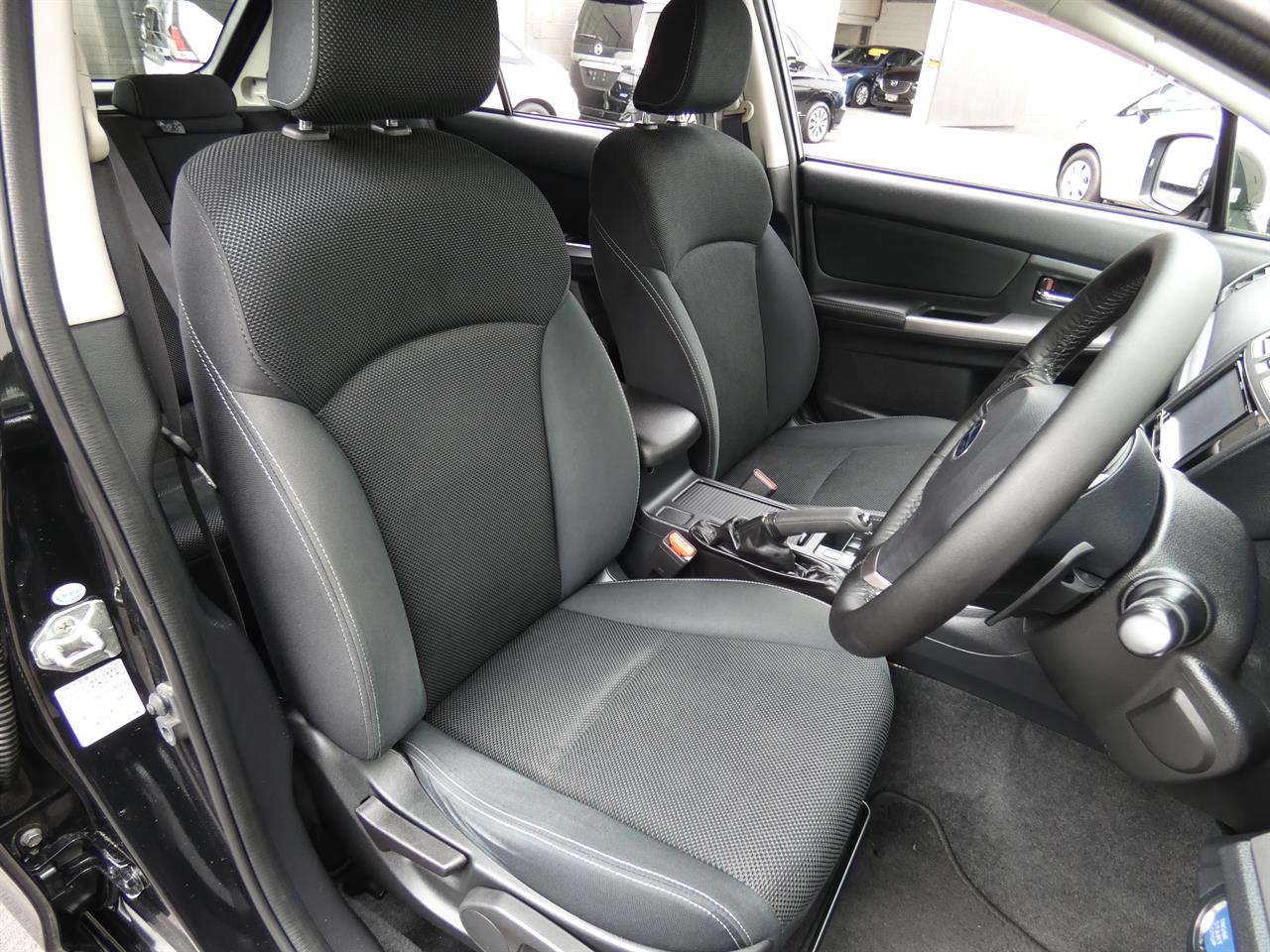 2015 Subaru XV thumbnail