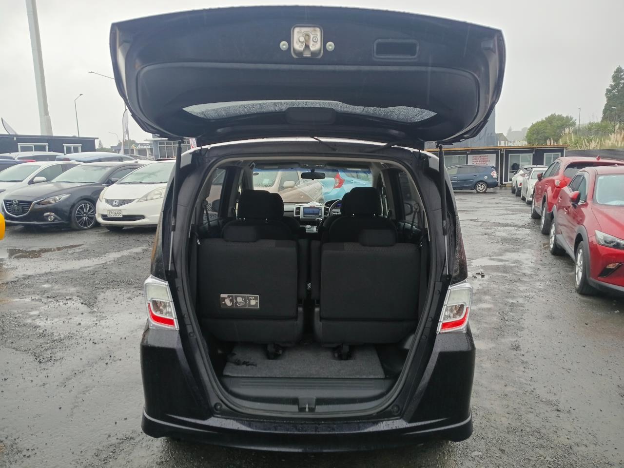 2013 Honda Freed thumbnail