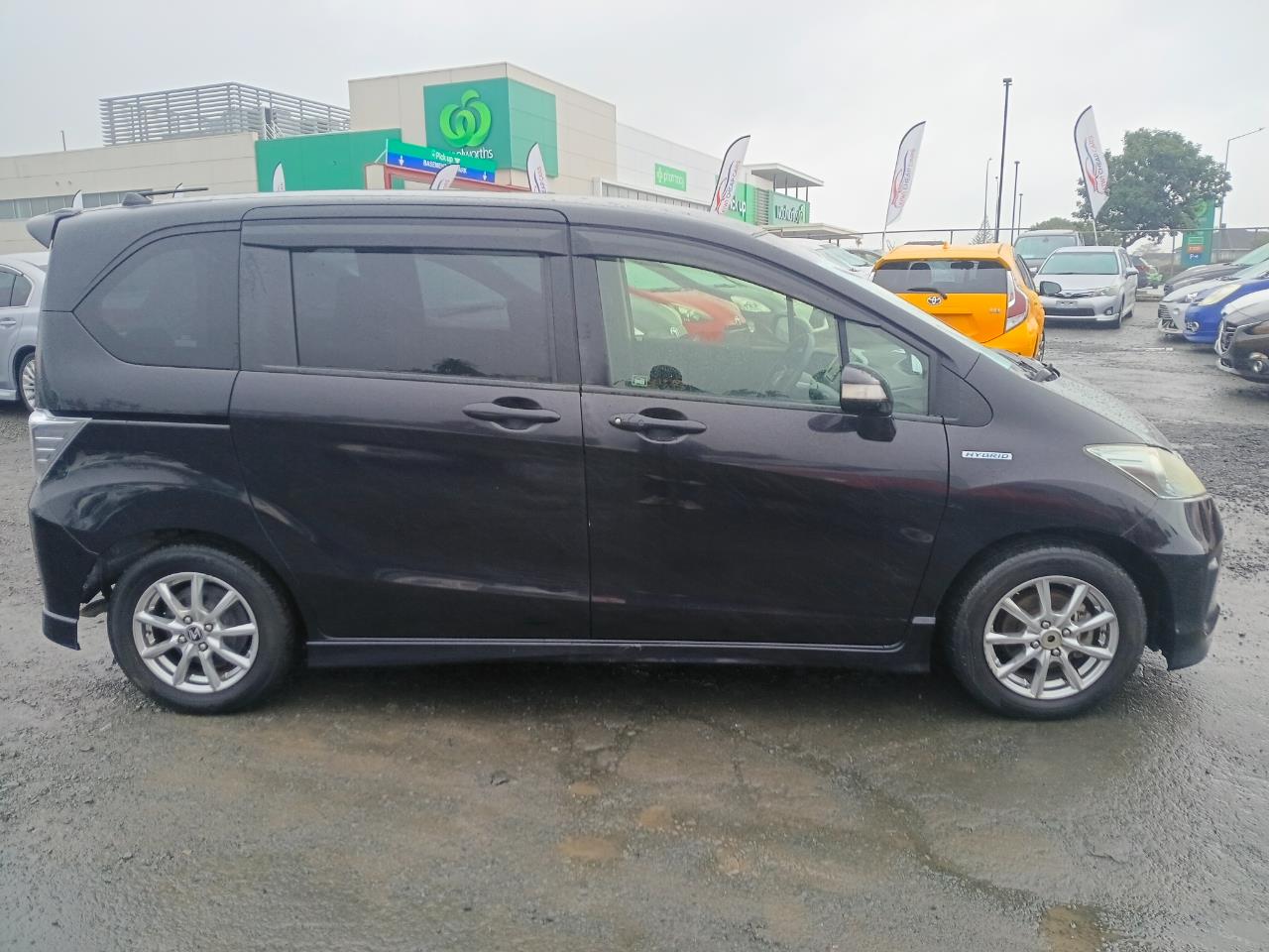 2013 Honda Freed thumbnail