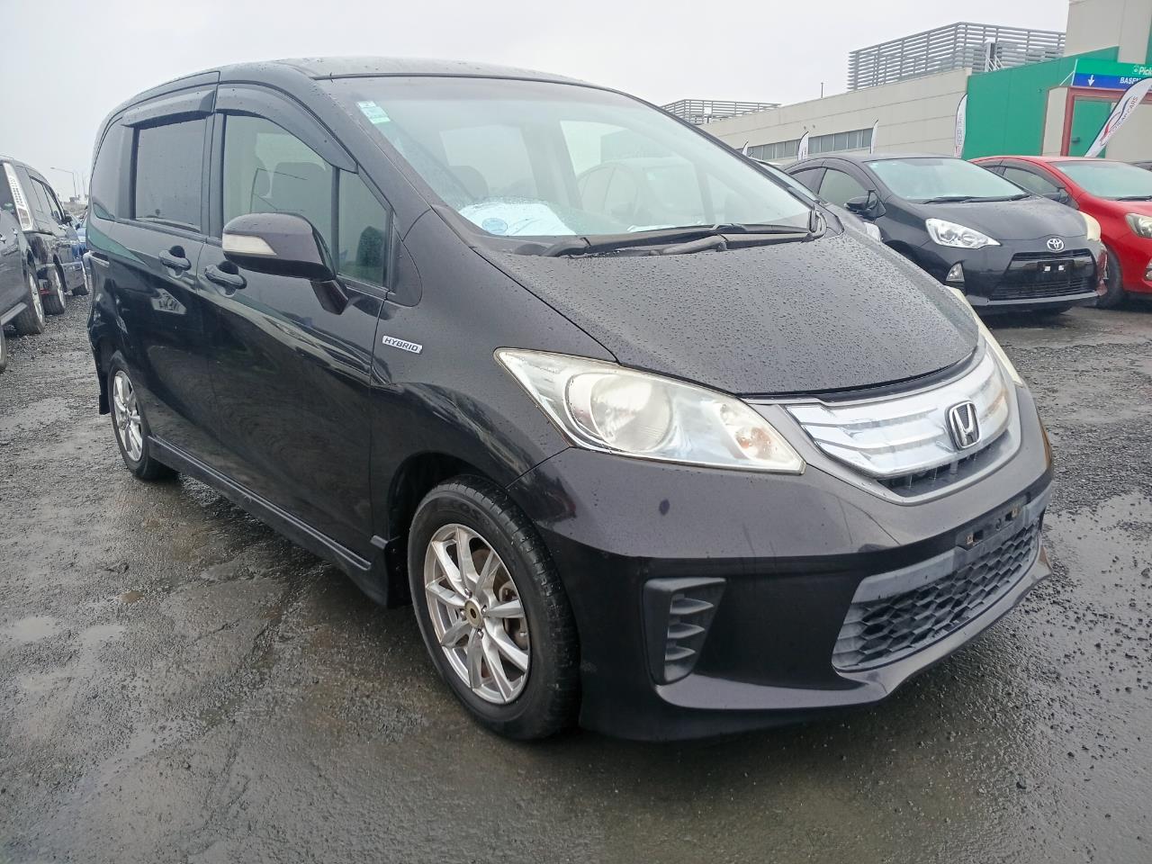 2013 Honda Freed thumbnail