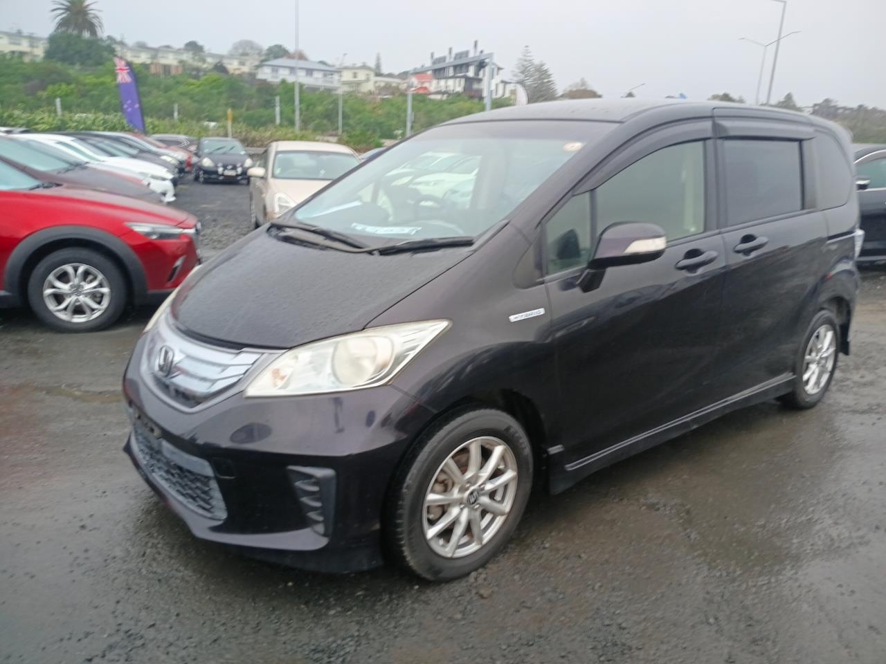 2013 Honda Freed thumbnail