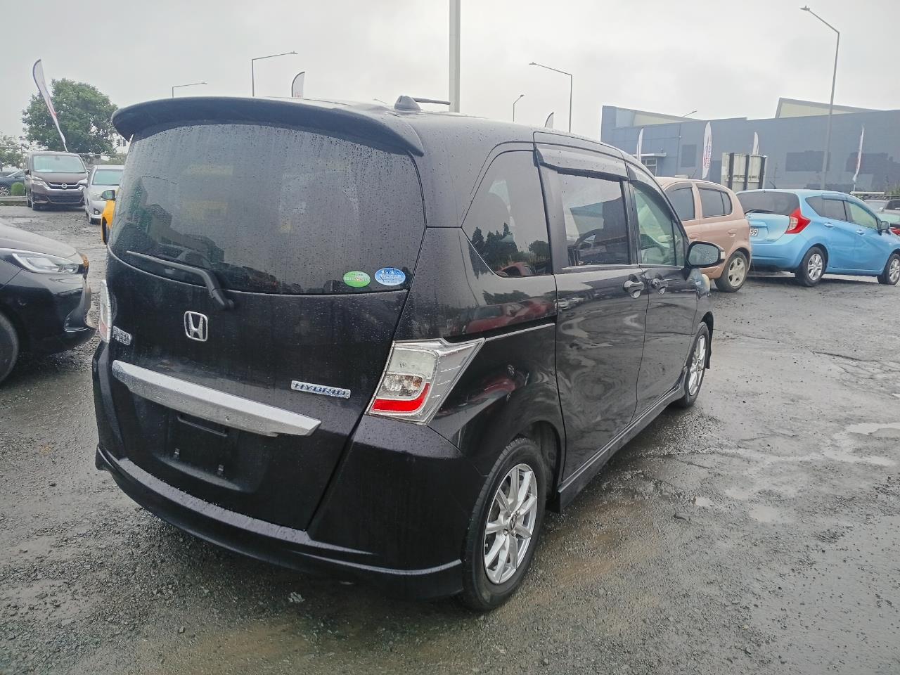 2013 Honda Freed thumbnail