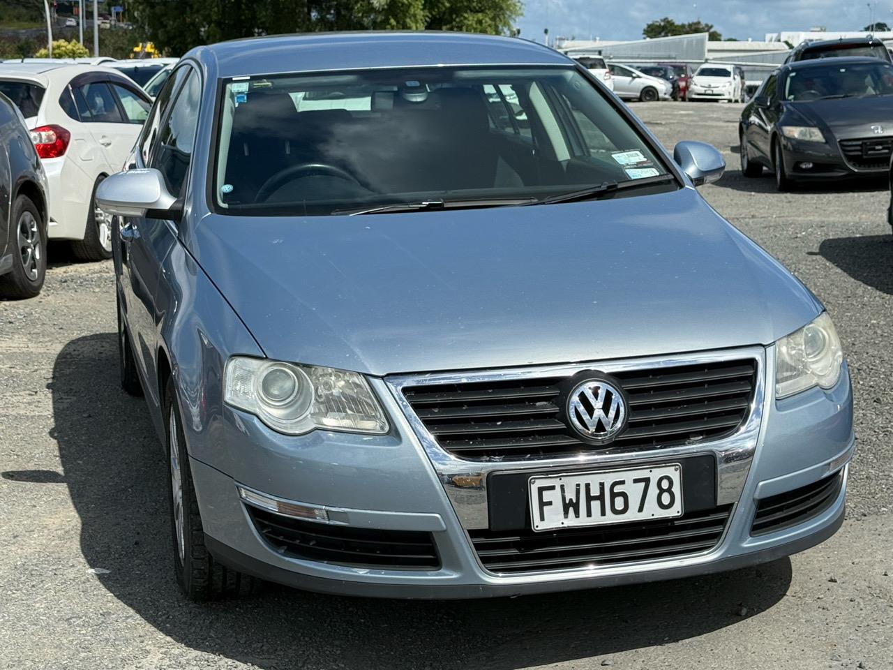 2010 Volkswagen Passat thumbnail