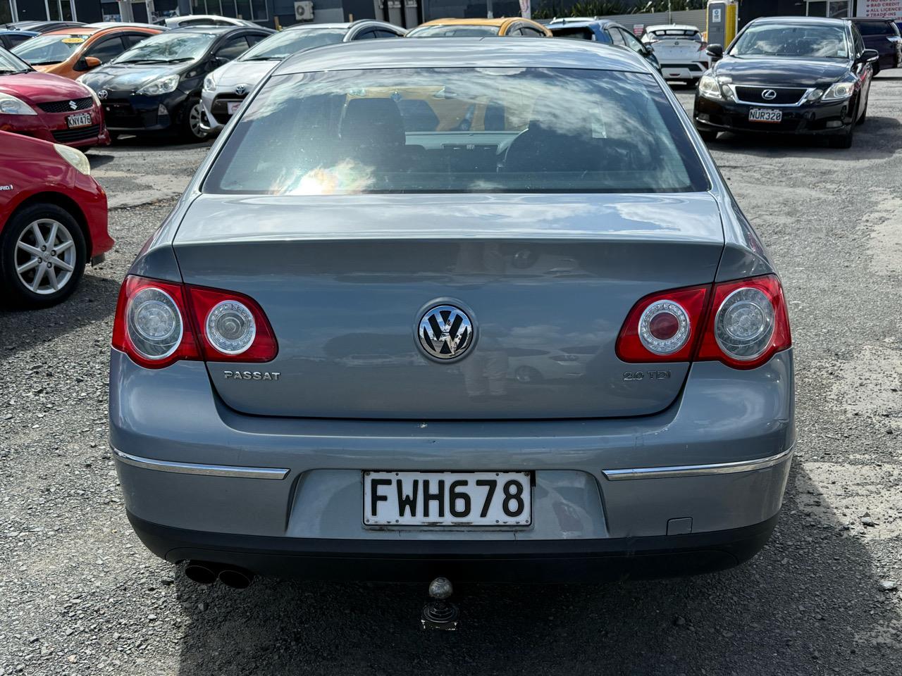 2010 Volkswagen Passat thumbnail