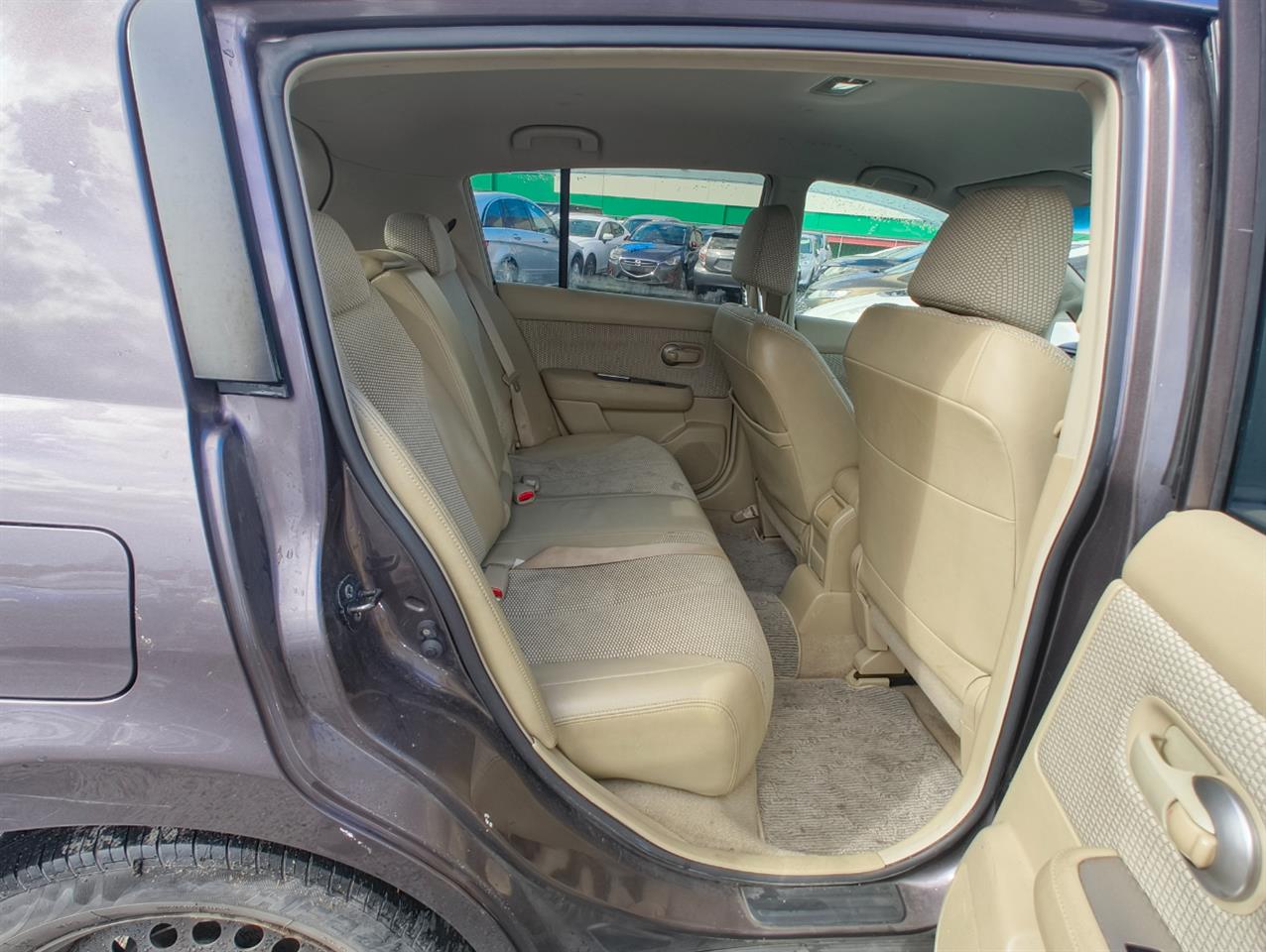 2007 Nissan Tiida thumbnail