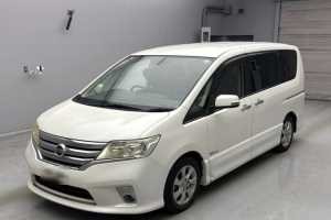 2012 Nissan Serena thumbnail