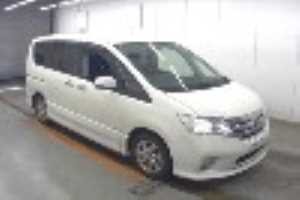 2013 Nissan Serena