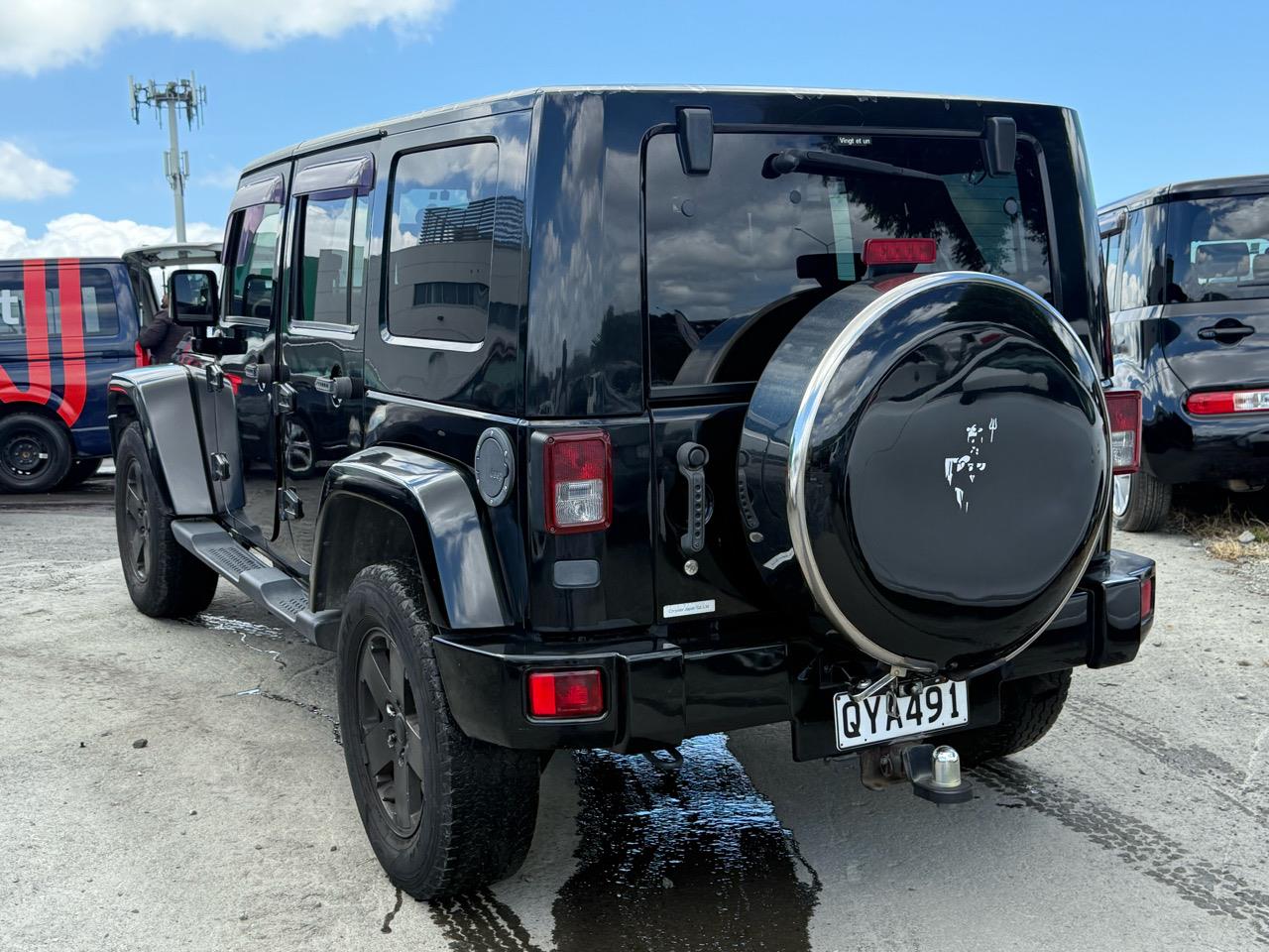 2009 Chrysler Jeep thumbnail