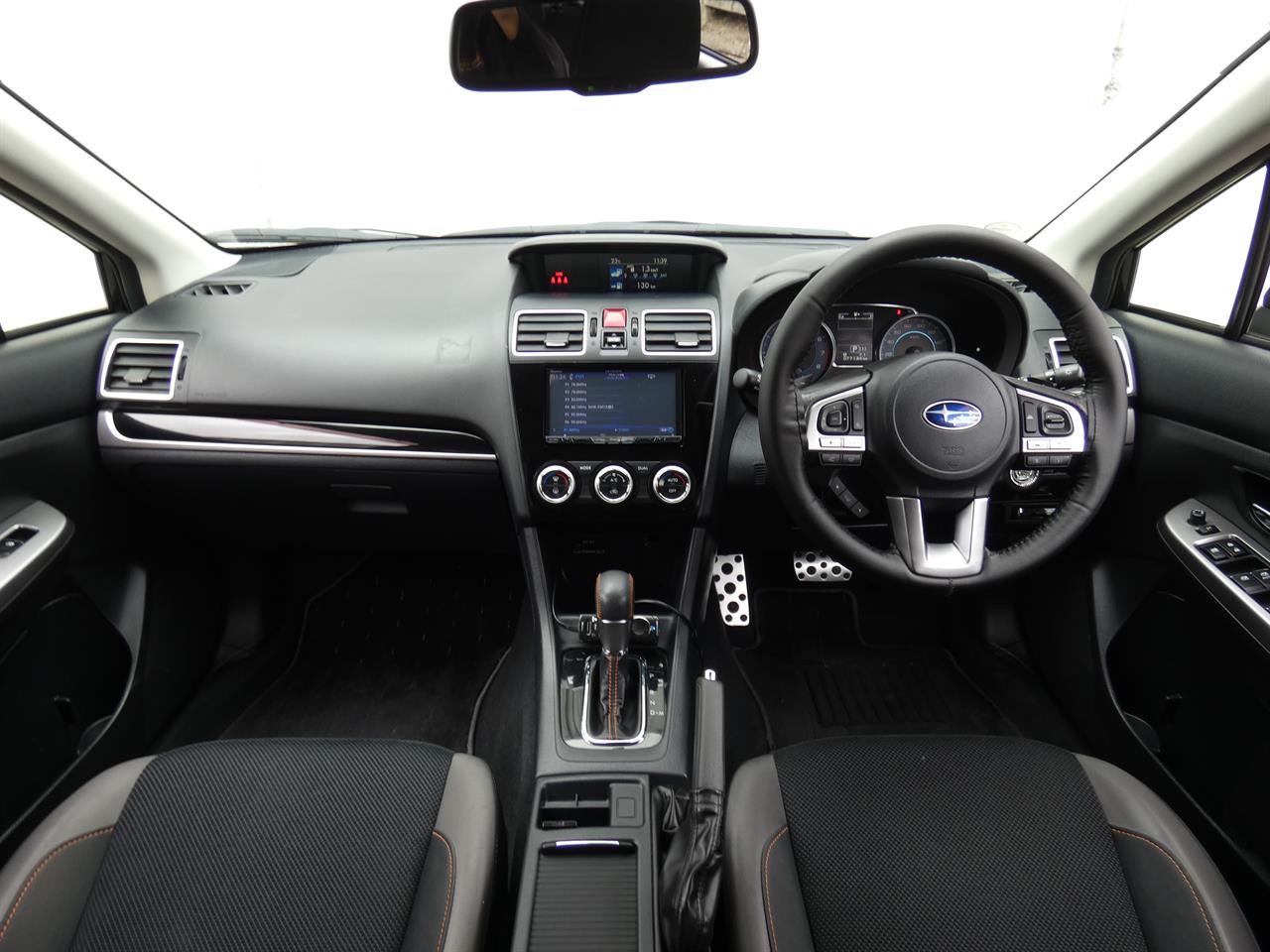 2016 Subaru XV thumbnail