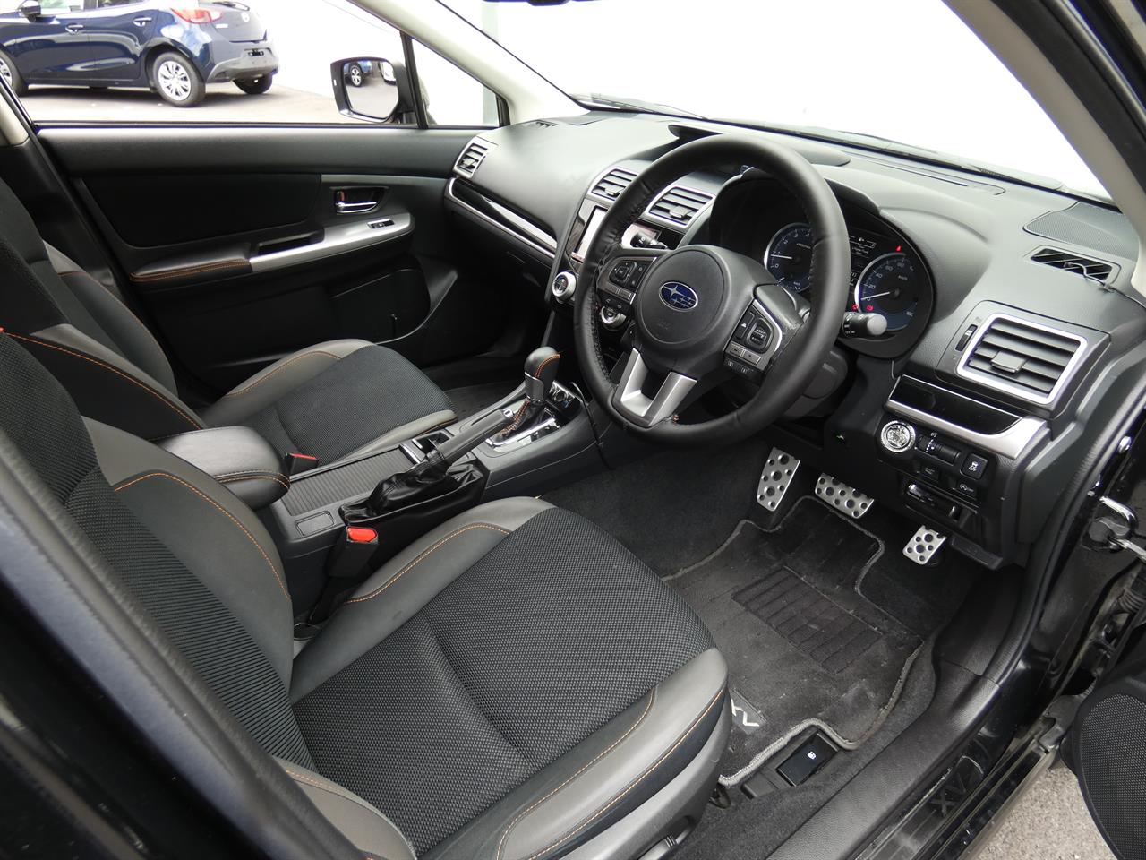 2016 Subaru XV thumbnail