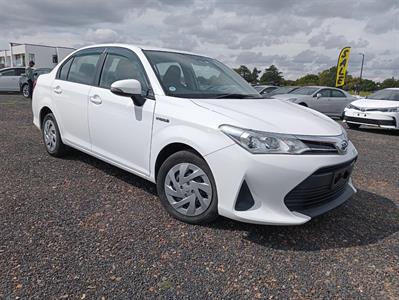 2013 Toyota Prius thumbnail