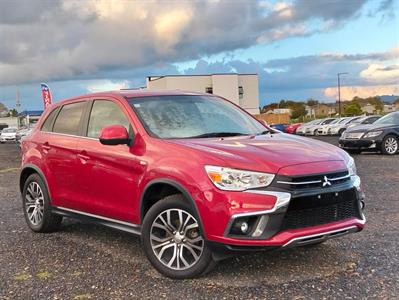 2017 Mitsubishi Outlander thumbnail