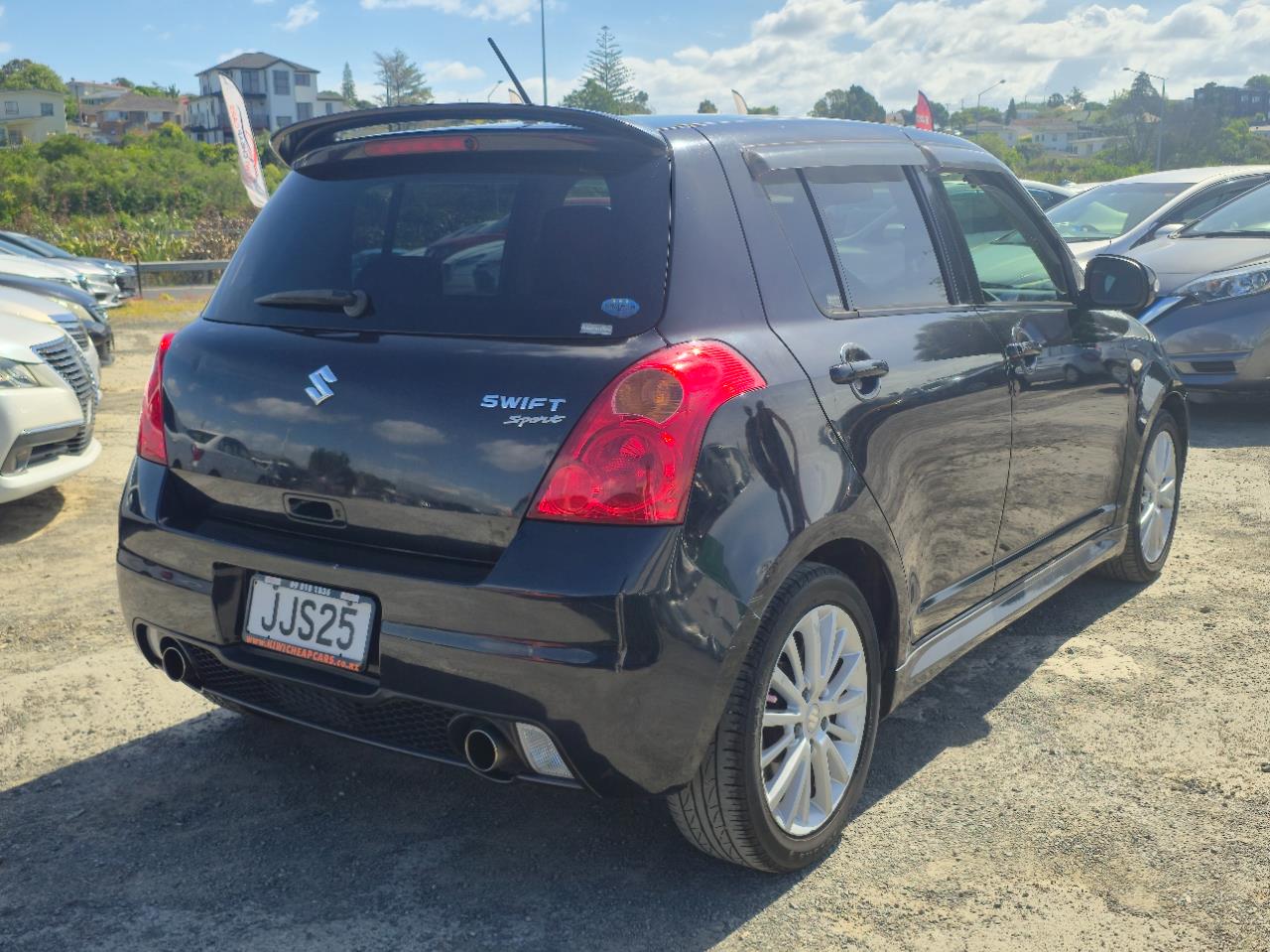 2006 Suzuki Swift thumbnail