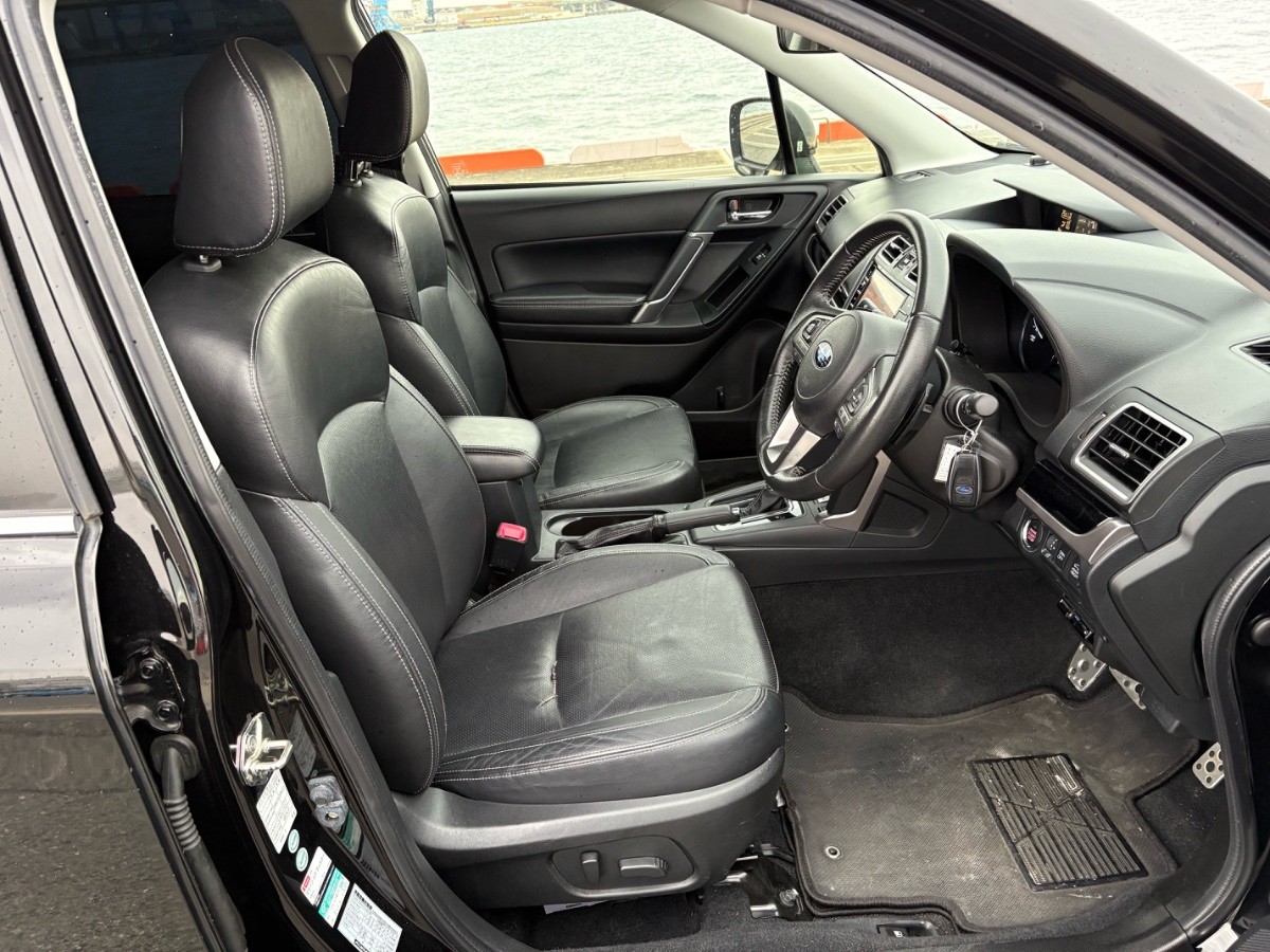 2018 Subaru Forester thumbnail