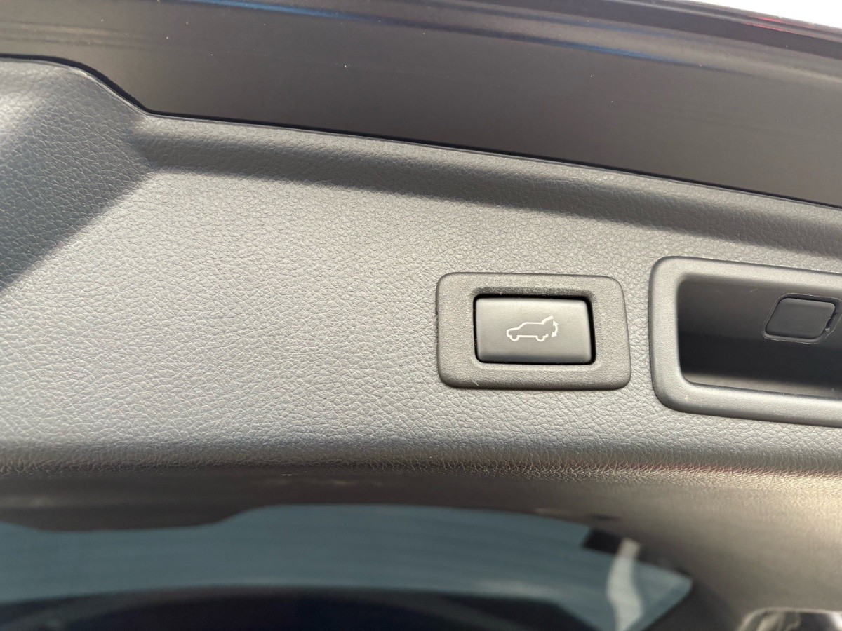 2018 Subaru Forester thumbnail