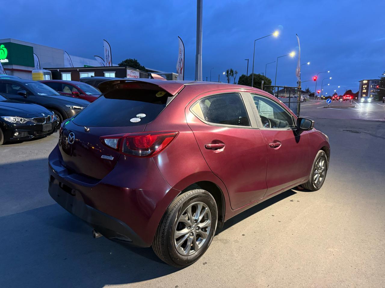 2017 Mazda Demio thumbnail