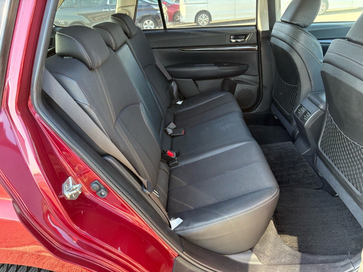 2013 Subaru Outback thumbnail