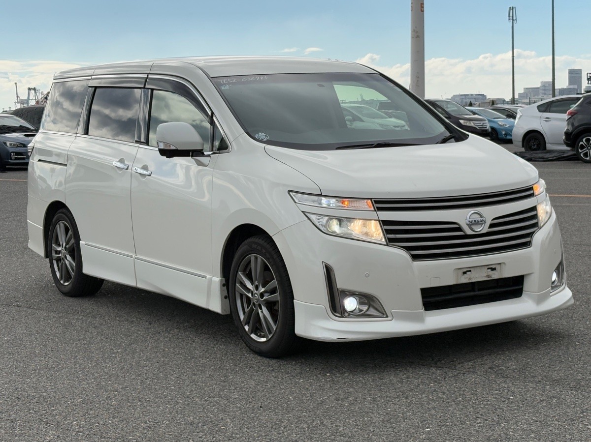 2012 Nissan ELGRAND thumbnail