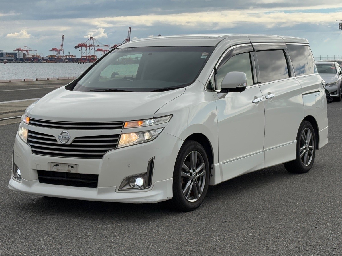 2012 Nissan ELGRAND thumbnail