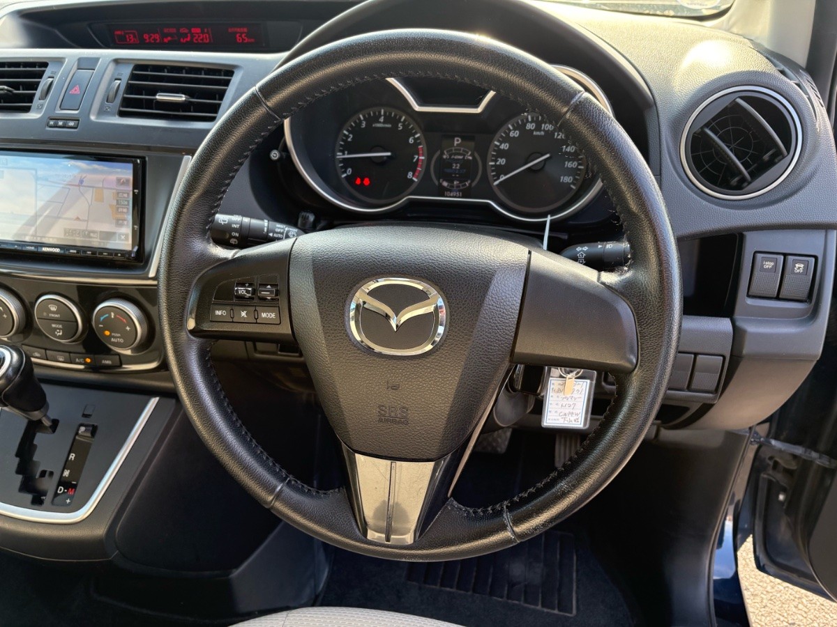 2015 Mazda Premacy thumbnail