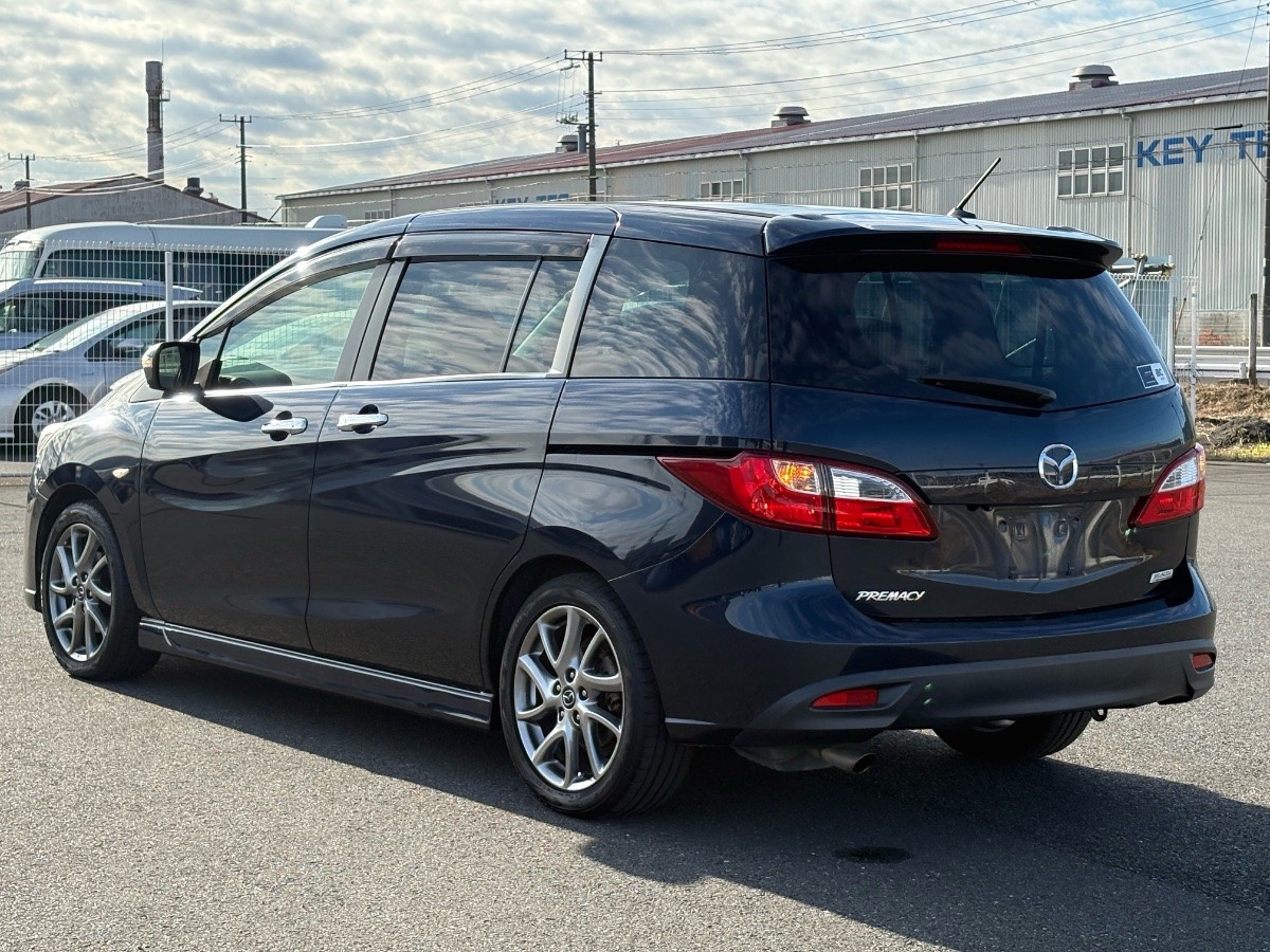 2015 Mazda Premacy thumbnail