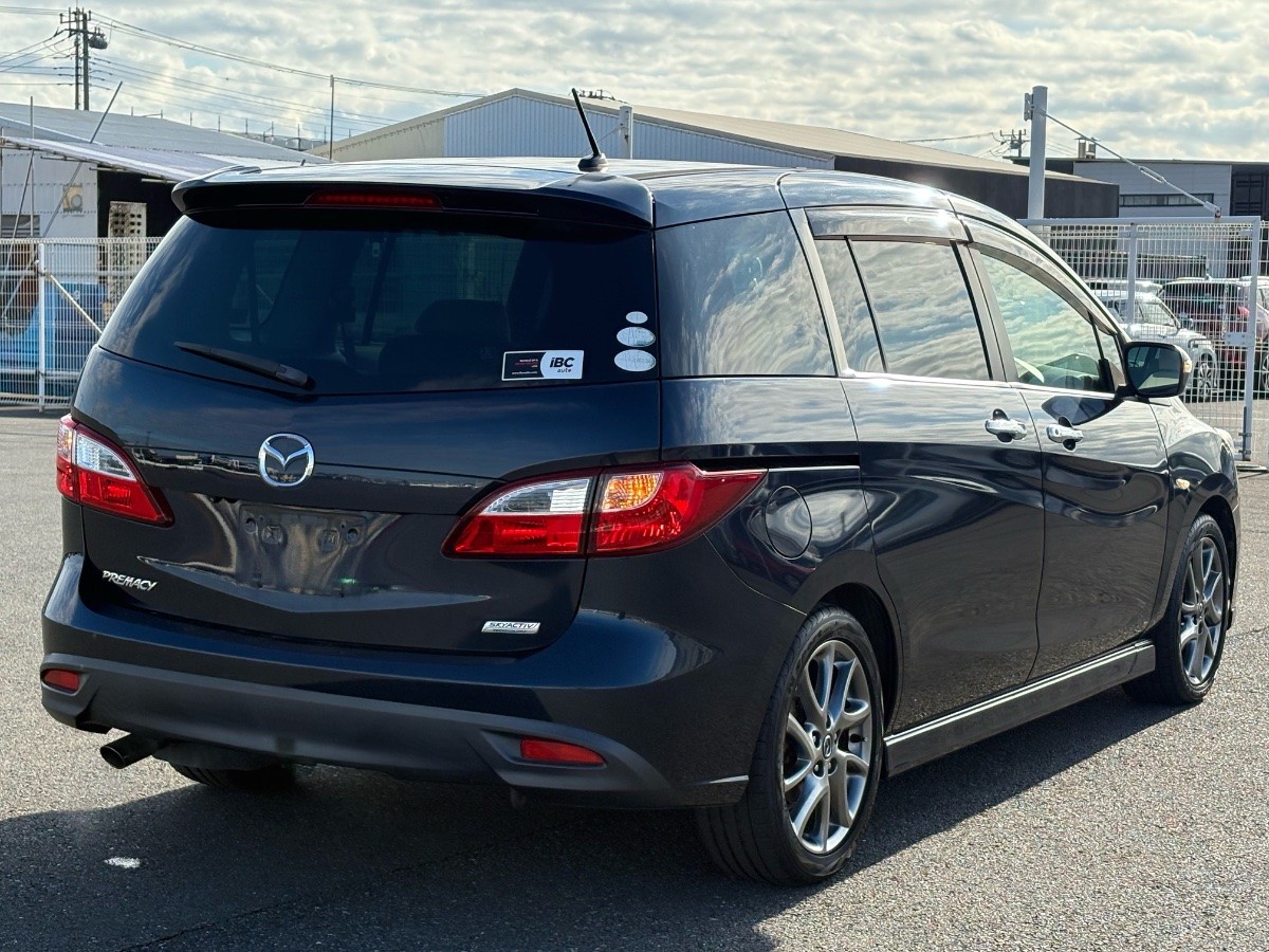 2015 Mazda Premacy thumbnail