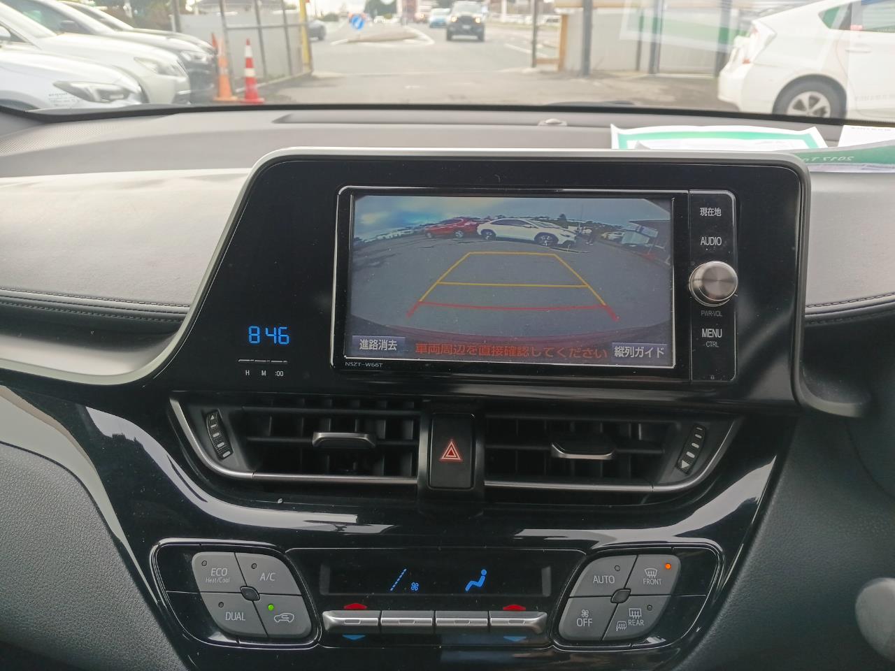 2017 Toyota C-HR thumbnail