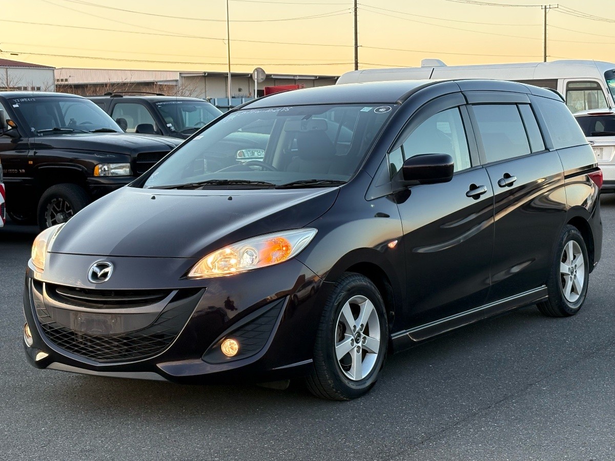 2013 Mazda Premacy thumbnail