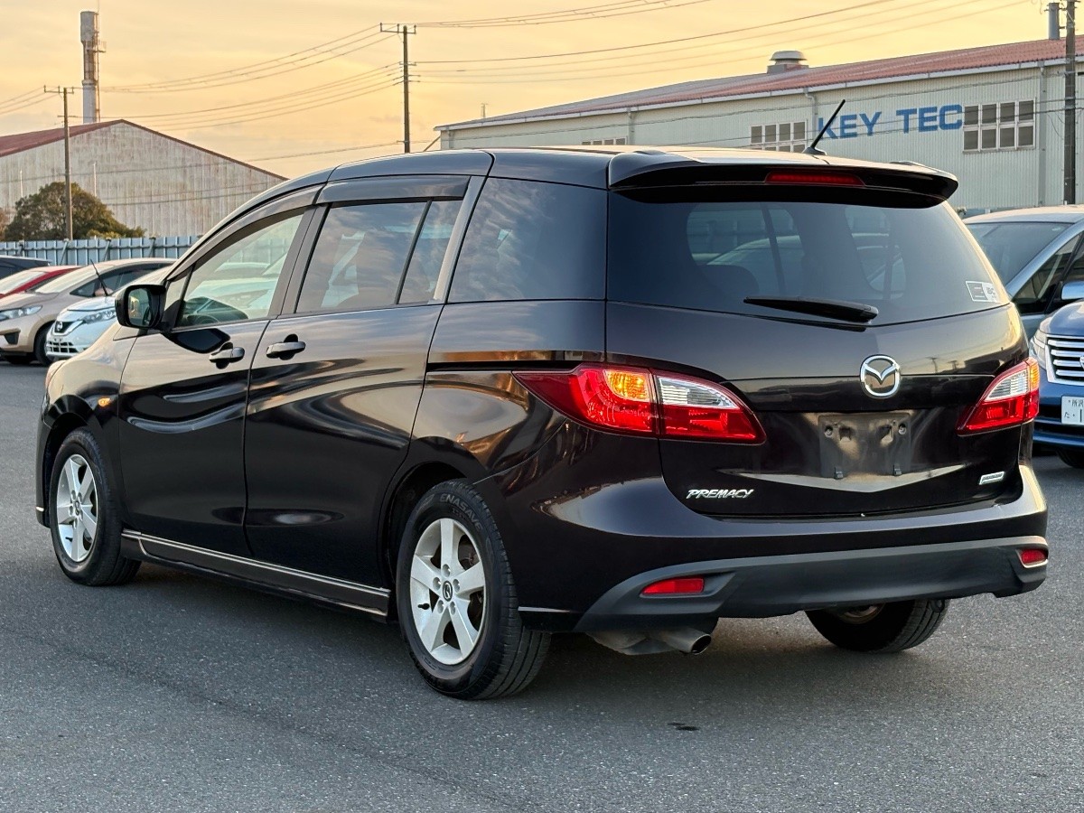 2013 Mazda Premacy thumbnail