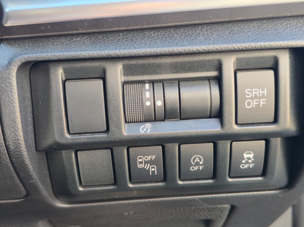 2017 Subaru XV thumbnail