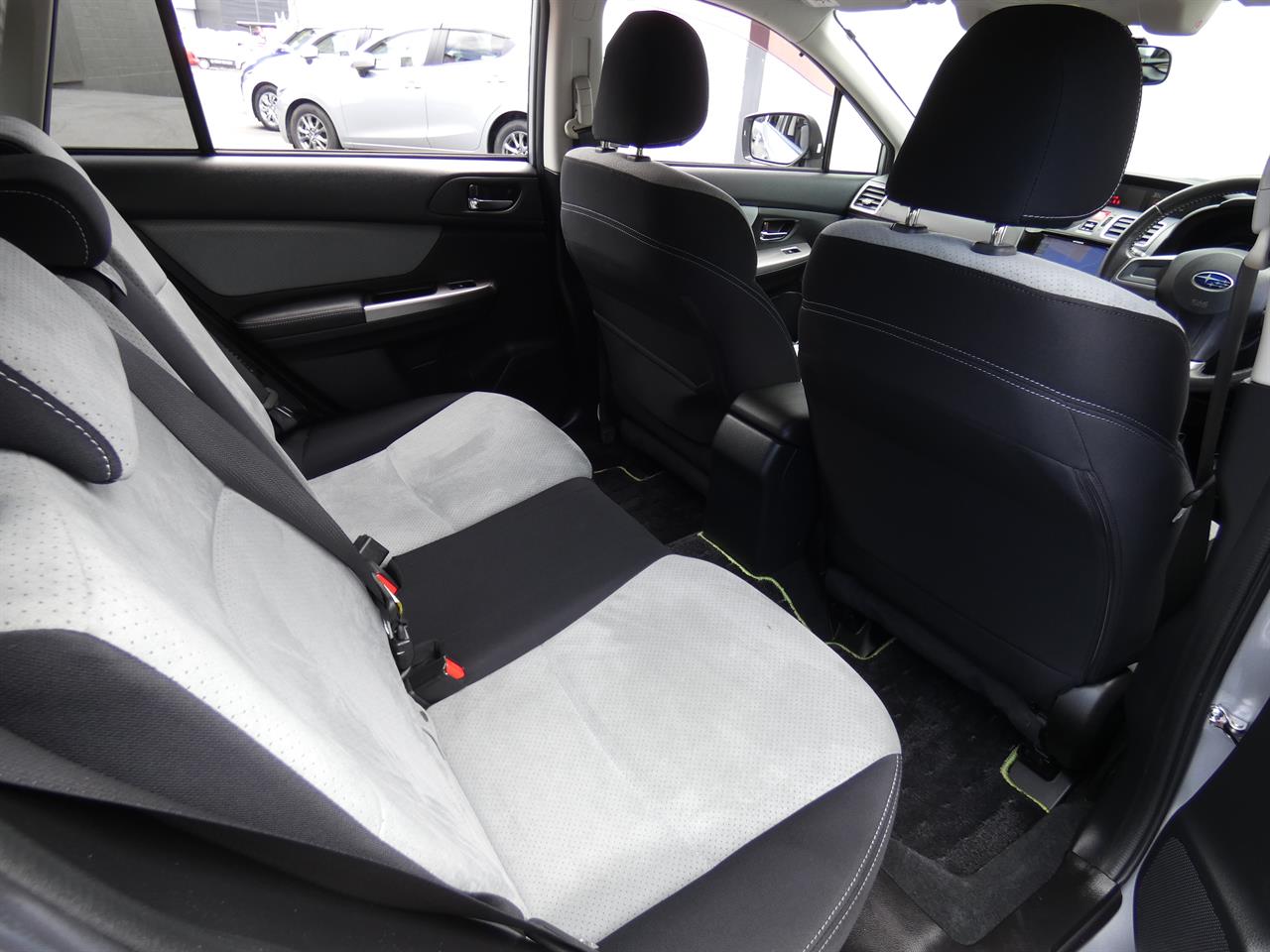 2015 Subaru XV thumbnail