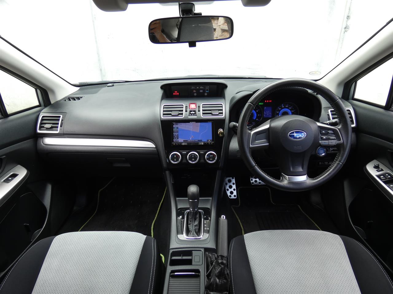 2015 Subaru XV thumbnail